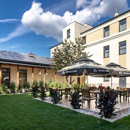 Inter Hotel Дебрецен Экстерьер фото